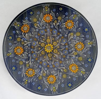 große blaue Hutschachtel