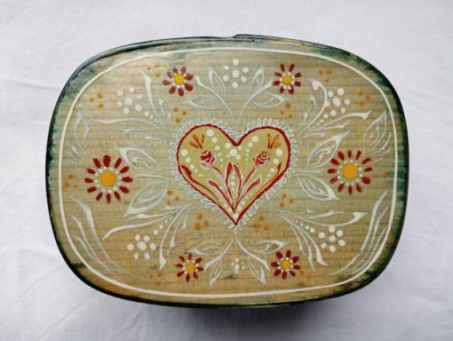 traditionelle Herz-Schachtel